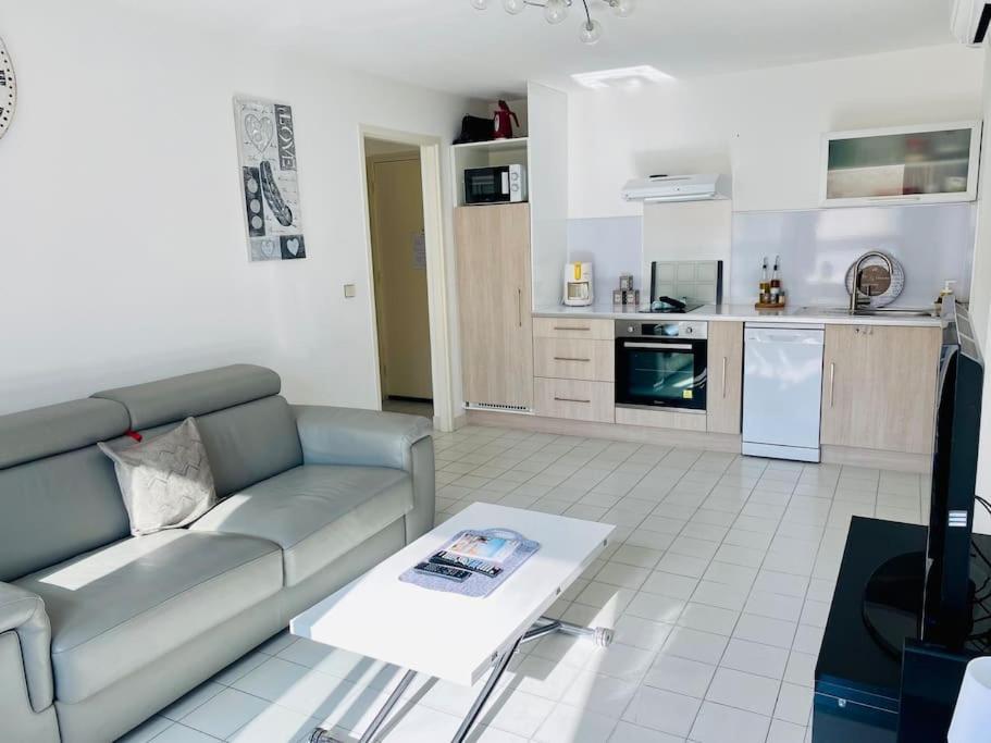 Appartamento "Beausoleil" T2 Lumineux, Parking, Clim, Wifi Sète Esterno foto